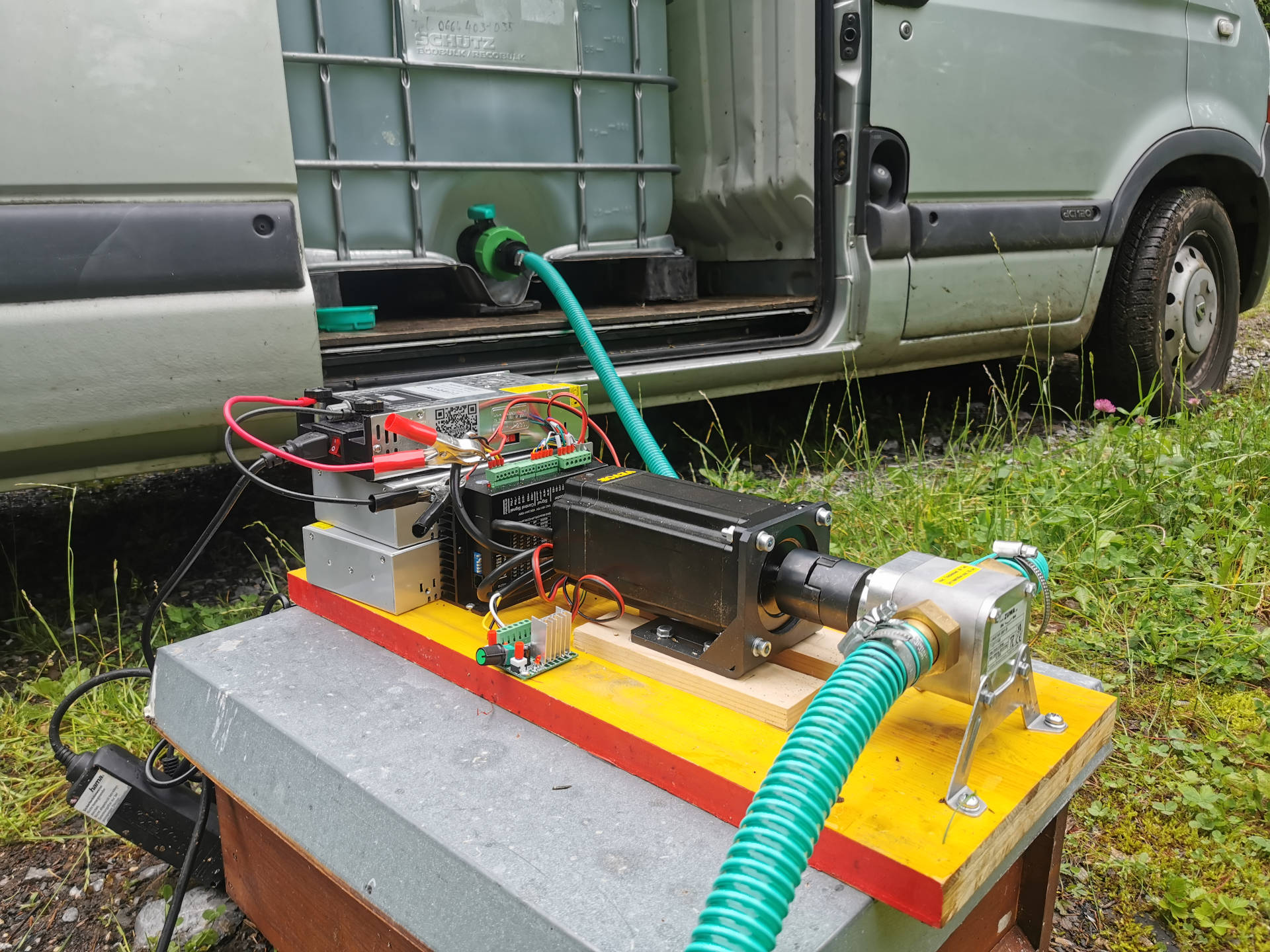 Futtersirup-Pumpe mit Impellerpumpe und Schrittmotorantrieb